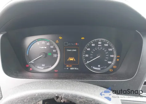 2016 Hyundai Sonata Hybrid Limited from USA, damaged, VIN KMHE34L10GA015736